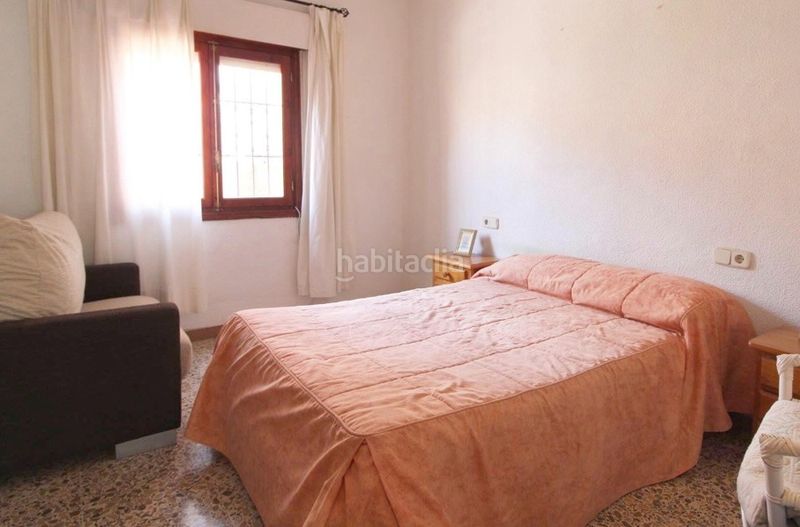 Foto 944565f1-8764-43ef-8b4b-9b271b2e8e98. Xalet amb aparcament a Jubalcoi Elche / Elx