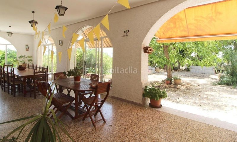 Foto fbf15f9b-1b02-46c8-a83a-235032660df9. Xalet amb aparcament a Jubalcoi Elche / Elx