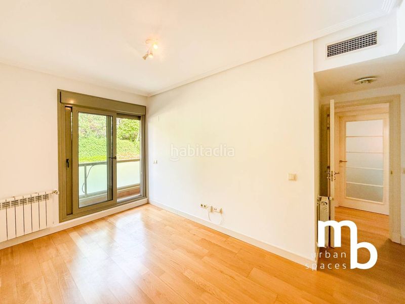 Foto 05a5bf57-7ffe-4393-b540-7b7dc6b040a6. Rent flat with heating parking pool in Conde Orgaz - Piovera Madrid