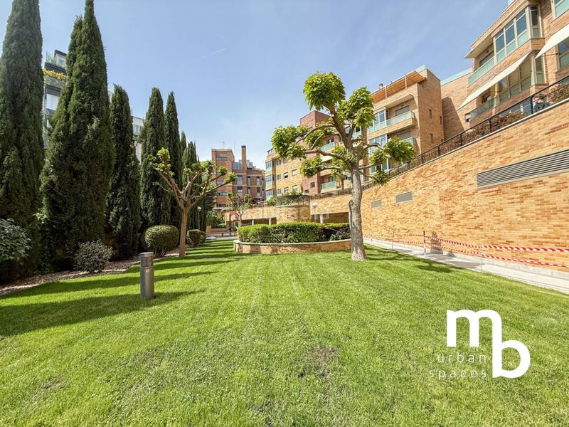 Foto 6cd921e1-7cfd-4a6f-a123-c61dad1bf9b1. Rent flat with heating parking pool in Conde Orgaz - Piovera Madrid