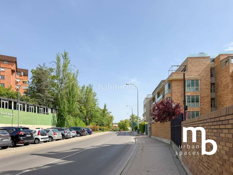 Foto 874c2963-6790-4238-915a-02fc854f69fd. Rent flat with heating parking pool in Conde Orgaz - Piovera Madrid