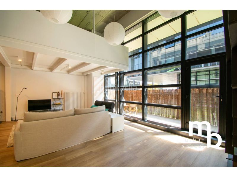 Foto 0efa99a8-e56a-414a-bf39-78ae28859d56. Lloguer loft amb calefacció aparcament a Las Tablas Madrid