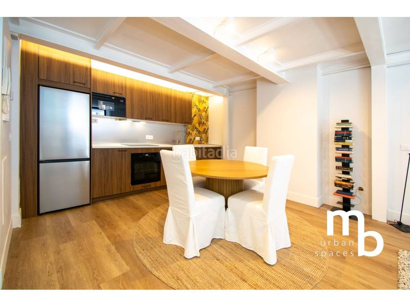 Foto 1a7f8ef2-fdba-41aa-a3a9-9d43fff4edae. Dúplex amb calefacció aparcament a Zona Industrial Alcobendas