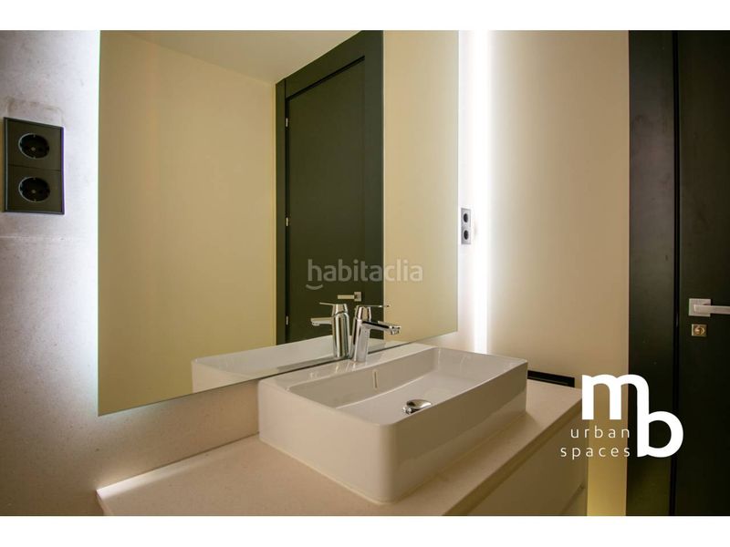 Foto 05be59ba-ce18-430d-b068-48e2513ef04f. Àtic amb calefacció aparcament a Almagro Madrid