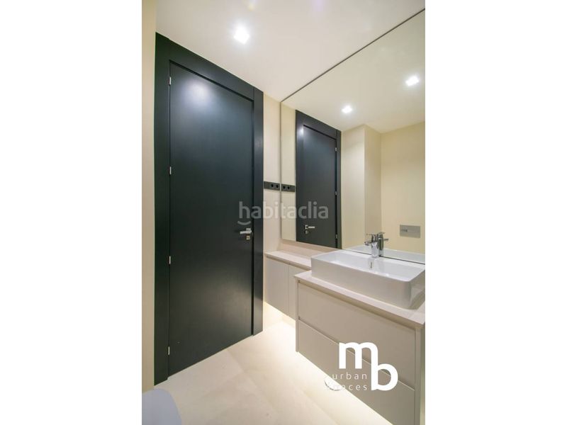 Foto 10cd2f21-64ac-4e78-b6f8-1f377e65b7b4. Àtic amb calefacció aparcament a Almagro Madrid