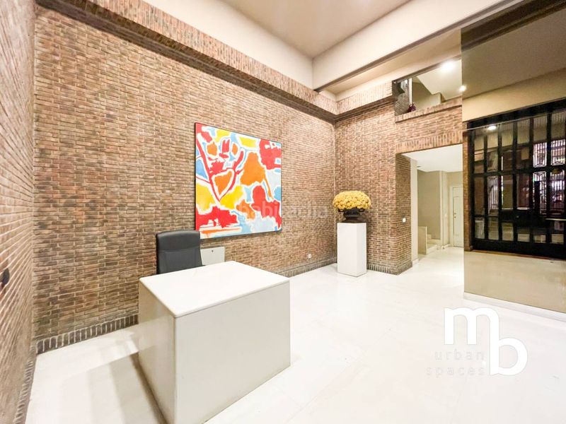 Foto 546bfbc5-d62c-4f50-b801-c1080e399824. Àtic amb calefacció aparcament a Almagro Madrid