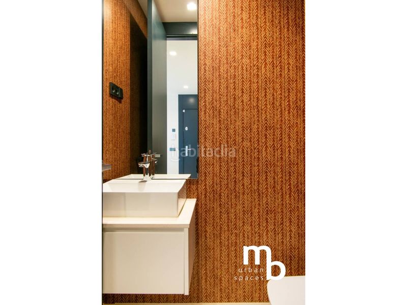 Foto 551b60e4-37a9-4174-9011-021303c9ab9e. Àtic amb calefacció aparcament a Almagro Madrid