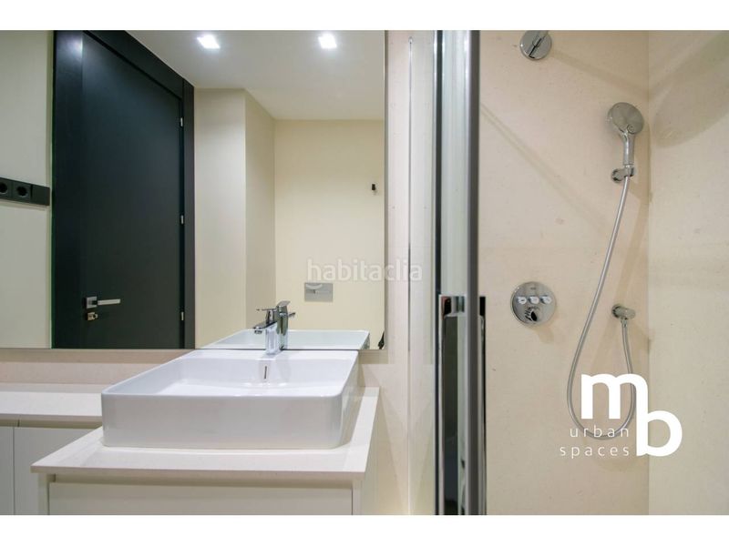 Foto 67c9b89f-c44c-4859-abaa-ee49e924fe04. Àtic amb calefacció aparcament a Almagro Madrid