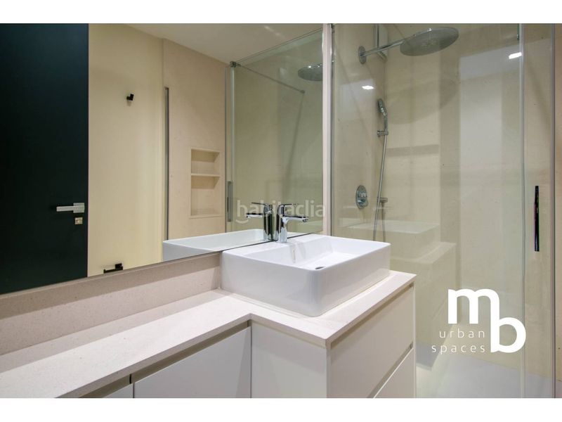 Foto 7285069d-3c08-40a0-a2c6-1ae358b39f34. Àtic amb calefacció aparcament a Almagro Madrid