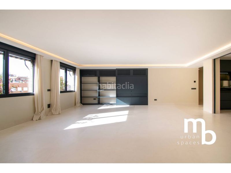 Foto 788883aa-a7db-4fcc-842c-5c94189c7f5a. Àtic amb calefacció aparcament a Almagro Madrid