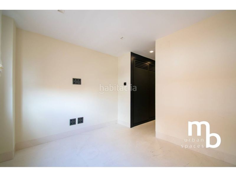 Foto 96c3b383-a7c9-43a1-834e-247c03572b47. Àtic amb calefacció aparcament a Almagro Madrid