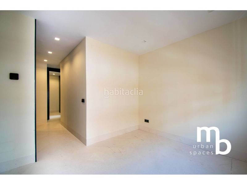 Foto be4d1e4a-fd9d-48e0-a1dc-9ad604600da0. Àtic amb calefacció aparcament a Almagro Madrid