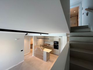 Zweistöckige Wohnung in Barcelona 182. Fantástico dúplex de obra nueva ! zona poble sec!