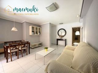 Flat in Calle Francisco Santamaría