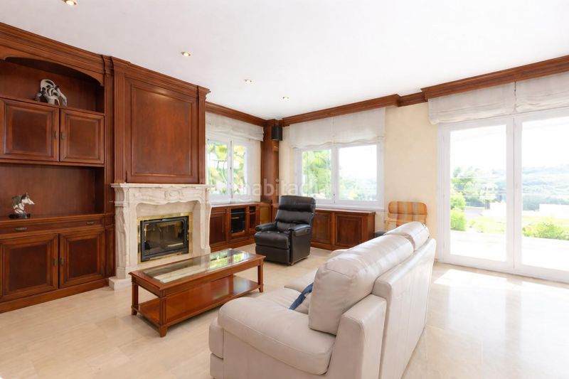 Foto 0f0fcc50-3636-4afd-b8cc-da422fb32cc9. Xalet amb aparcament piscina a Nucli Urbà Argentona