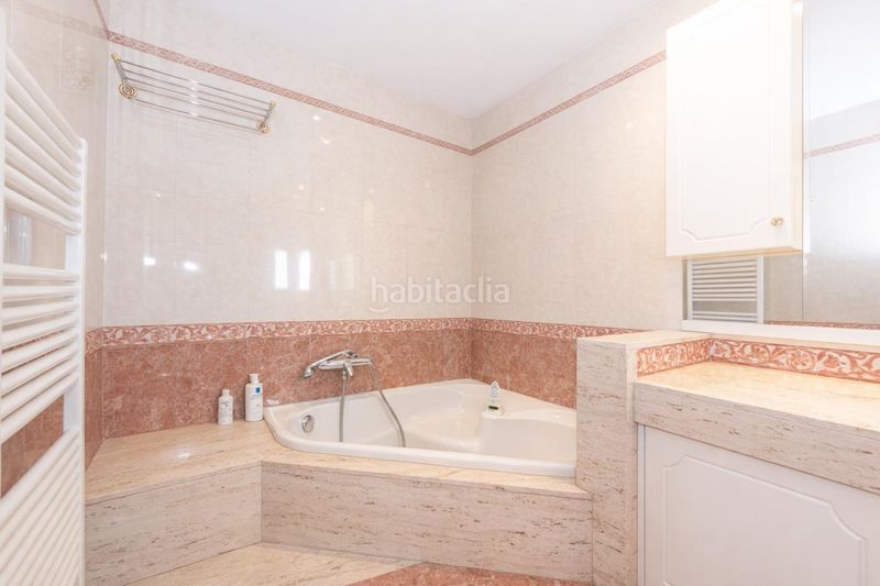 Foto 918389f4-7c6b-4284-9ce7-f2606221f9bb. Xalet amb aparcament piscina a Nucli Urbà Argentona