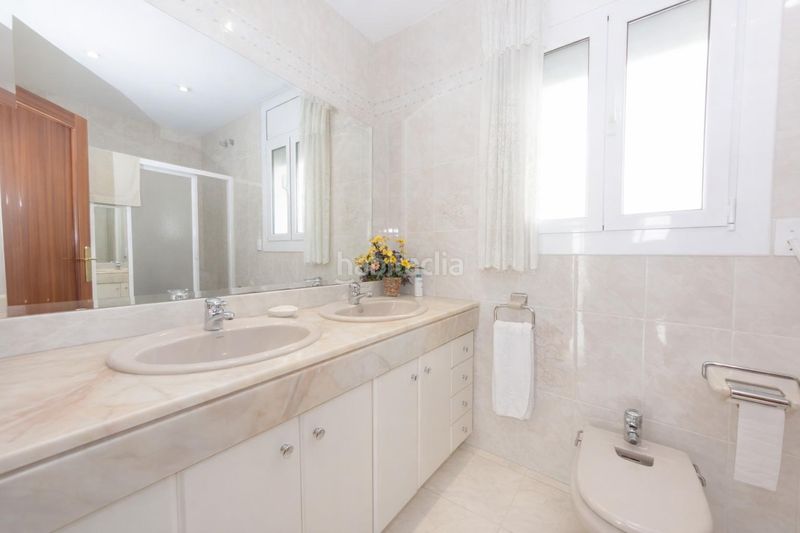 Foto 95f85db7-2a25-4c5c-b582-cf3f73634844. Xalet amb aparcament piscina a Nucli Urbà Argentona