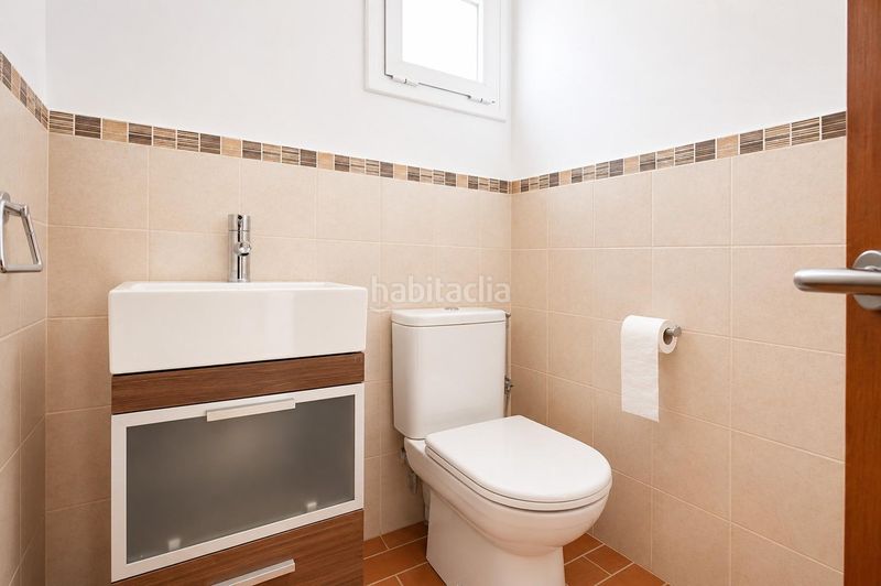Foto 70ae0a8e-b621-4adf-a701-83223adeb3f3. Lloguer casa amb calefacció aparcament piscina a Cabrils