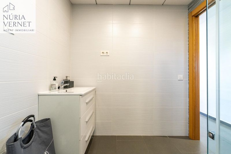 Foto 310d8b10-ddf1-46d4-bfbd-623784121aa9. Casa aparellada amb calefacció aparcament piscina a Reus