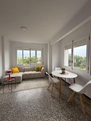 Etagenwohnung in Casc Antic - Nou Cambrils. Centro cambrils
