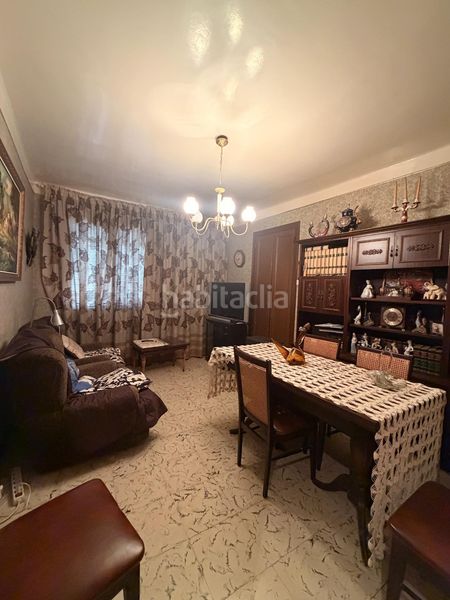 Foto 4a7cb206-7383-4b00-9a3f-3d11da9e6e8a. Casa amb aparcament a Tivissa