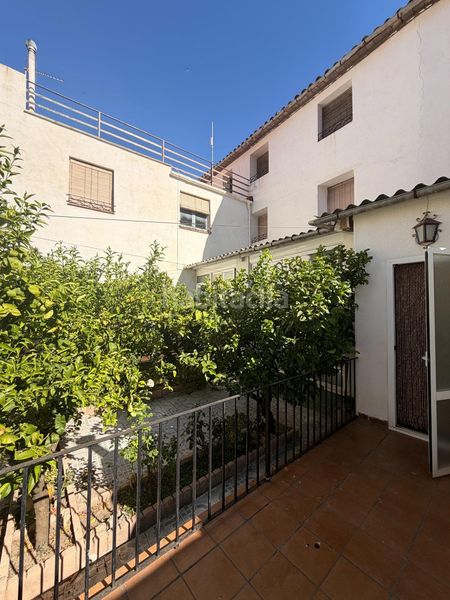 Foto 7caf7e99-eb96-479f-ace7-1182b98620c0. Casa amb aparcament a Tivissa