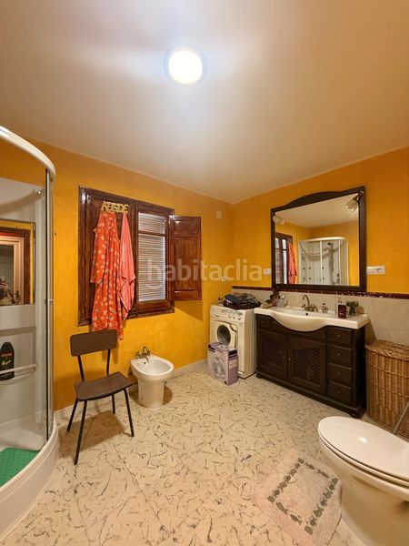 Foto a00807d5-2bf5-49bd-b891-8dbd805deb7e. Casa amb aparcament a Tivissa