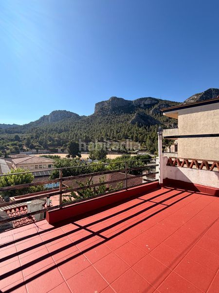 Foto a32320f6-06de-4993-8788-a04cc7e50ce4. Casa amb aparcament a Tivissa