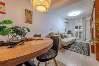 Flat  Avenida pere el ceremonios. Dos dormitoris impecable