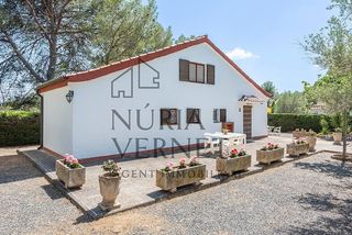 Country house in Borges del Camp (Les). Casa rustica con terreno