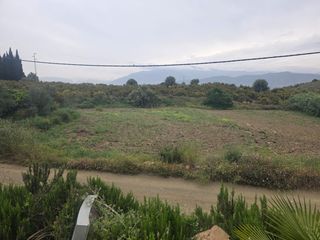 Masia a Calle benamocarra 5. Zh&a condultores inmobiliaria8080