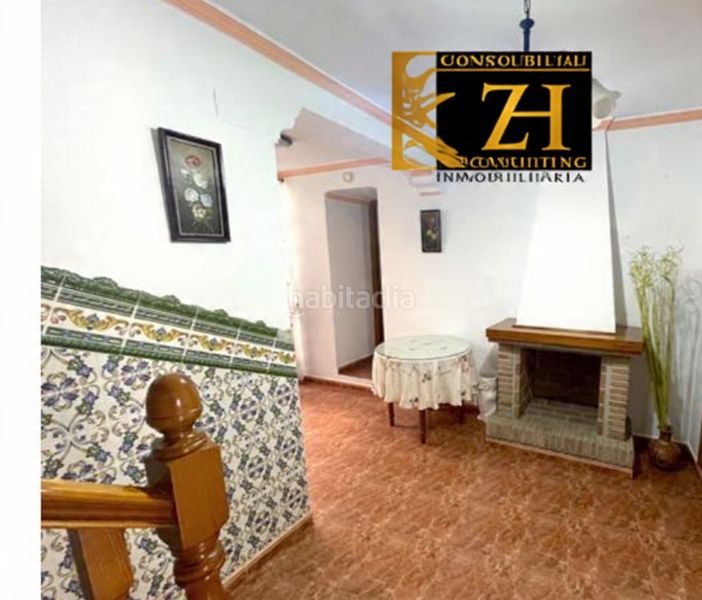 Foto 17e0d2fd-c748-419d-a7b4-799cbd8504ae. Casa amb xemeneia a Árchez