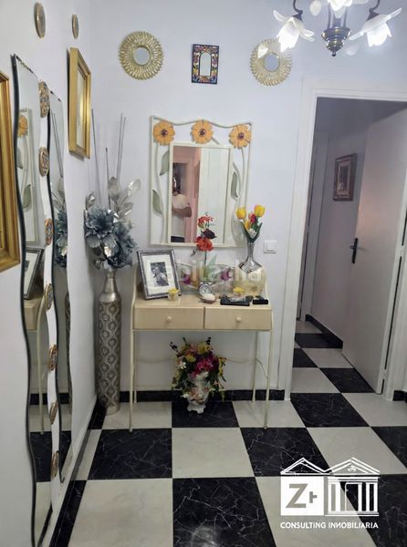 Foto 1667d2d4-5637-4ce5-b3dd-ab51f8253373. Pis a Centro Torre del Mar