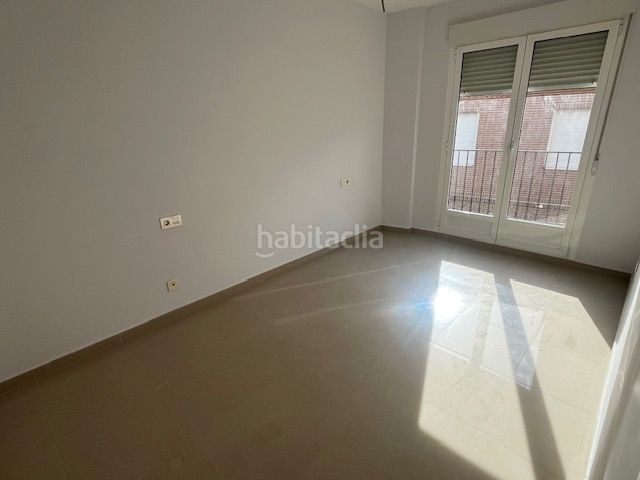 Foto 152e80f0-7f1a-4b85-9575-f751502e3785. Edificio in Cañada