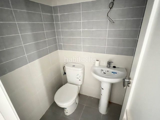 Foto 36d5fbe6-4b4f-460b-b4b2-c5edbae277b4. Edificio in Cañada