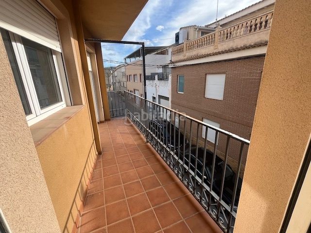 Foto 6aee1c75-ea0e-4ea1-8f2d-214c5f63675e. Edificio in Cañada