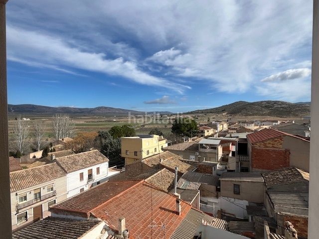 Foto eb6cebec-d504-4136-8072-7999802f9bb5. Edificio in Cañada