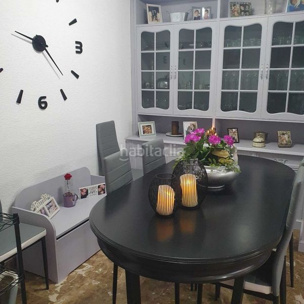 Foto ec5c3a8e-f30b-45a9-91e3-b4821e29f4d8. Apartament amb piscina a Cabo de las Huertas Alicante