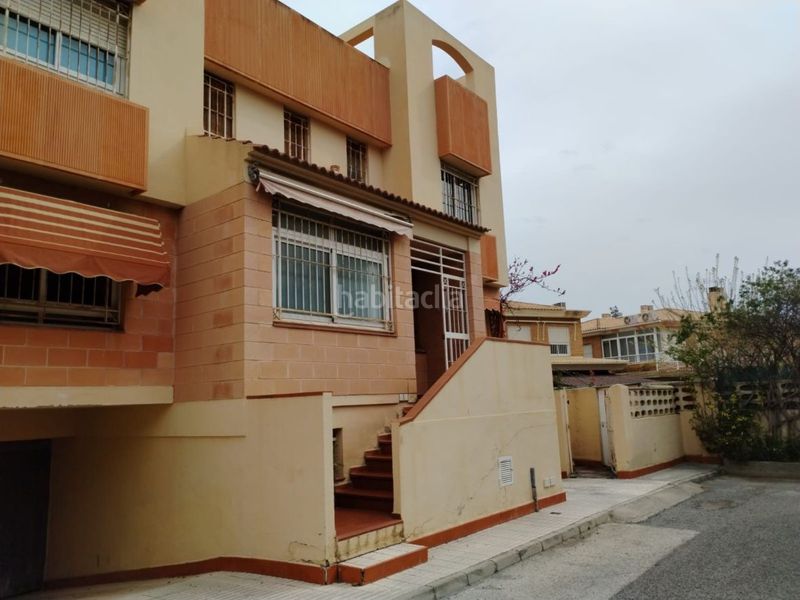 Foto 4157f616-8d51-4f2e-9ea5-ef629bbcd4f7. Xalet amb piscina a Centro Mutxamel