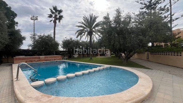 Foto b64bff7c-a62c-4ef1-bb95-c498006a665c. Xalet amb piscina a Centro Mutxamel