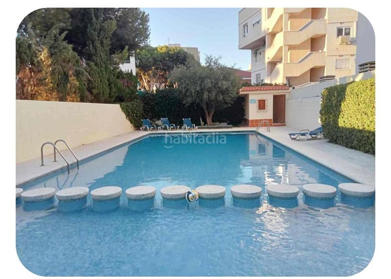 Foto e5049573-ba26-4299-a4d8-3cb4b4b66d3e. Lloguer dúplex amb calefacció aparcament piscina terrassa a Campello (el)