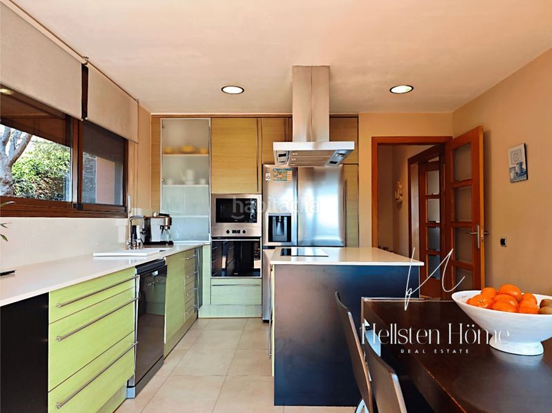 Foto 0f4a2422-7fa7-4fba-a54d-325e2df61d8a. Chalet en Corbera de Llobregat