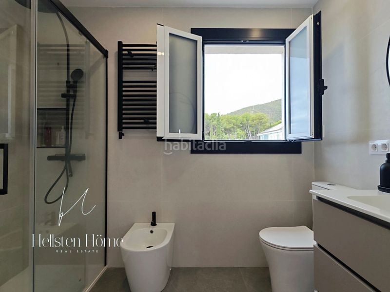 Foto f1c87c01-e29e-4e5b-919f-fbe62e453587. Chalet en Montmar Castelldefels