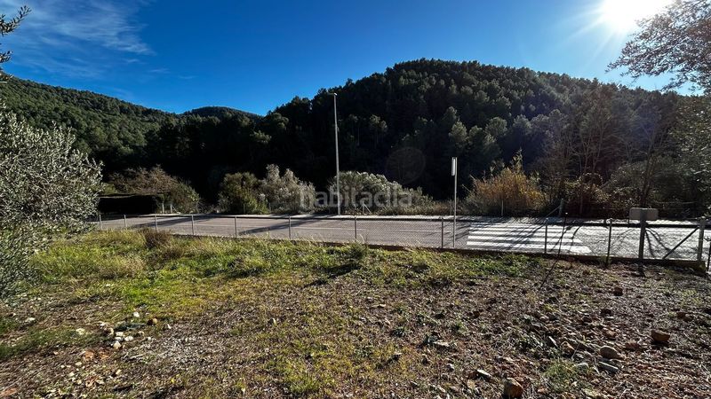 Foto 554da189-f0f6-471e-b29c-dc62633a92a1. Finca rústica a Corbera de Llobregat