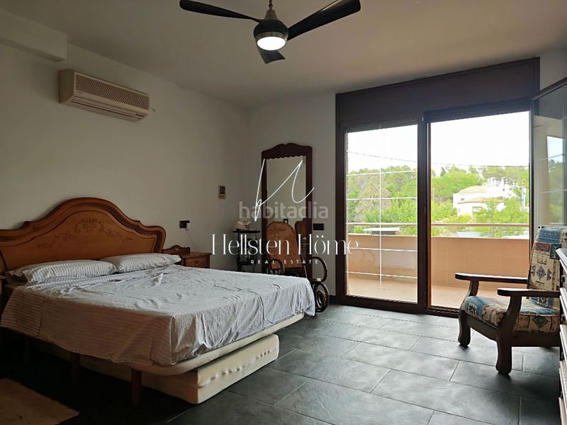 Foto 612129cf-4832-418c-b9ac-616350585848. Chalet en Corbera de Llobregat