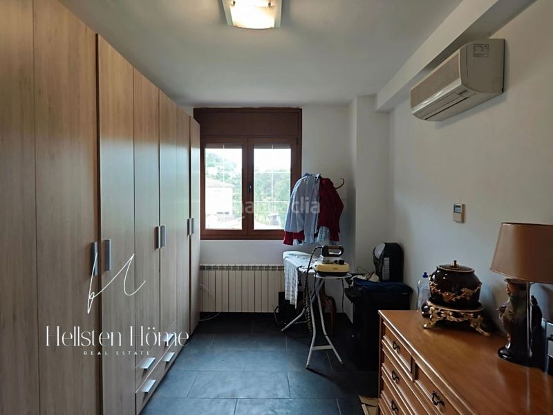 Foto 6f844cdc-382e-4545-9ee0-fe6025603eaf. Chalet en Corbera de Llobregat