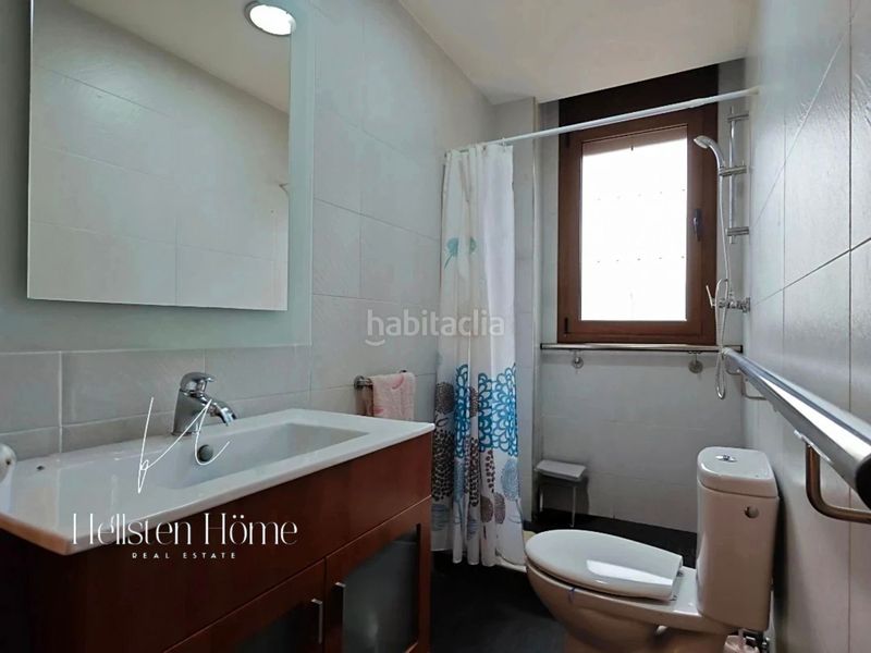 Foto c860ac4b-08a5-4e46-8f45-18aca9fba234. Chalet en Corbera de Llobregat