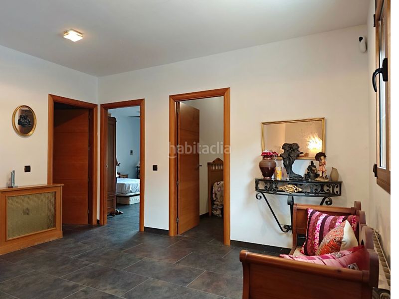 Foto d10e82be-31a1-412f-ac89-ac469cf374ed. Chalet en Corbera de Llobregat
