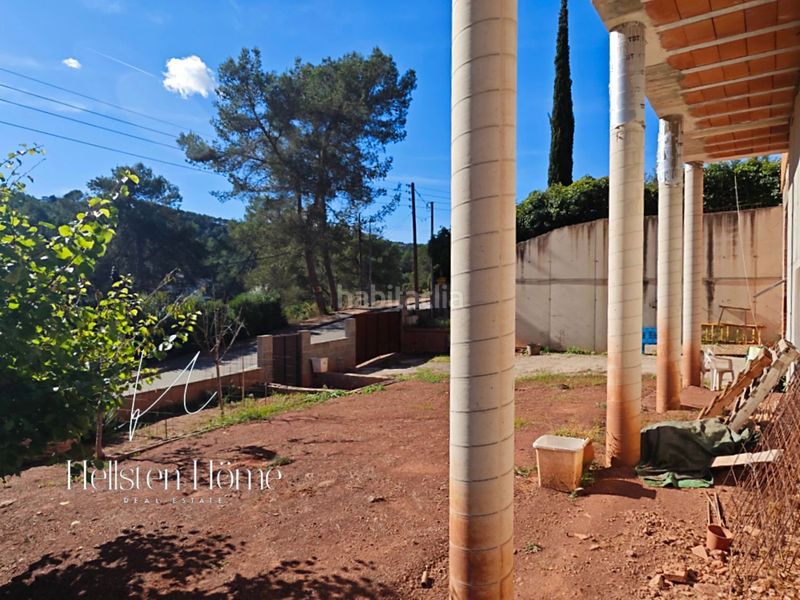 Foto 75e9a56a-538d-4d88-b63a-a97e809e786a. Chalet en Corbera de Llobregat