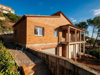 Xalet a Corbera de Llobregat